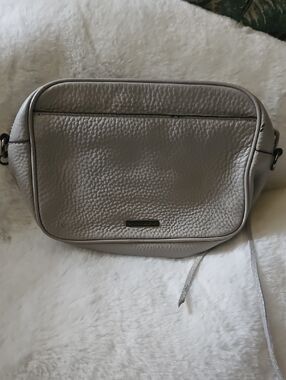 Light Gray Pebbled Crossbody Bag - Unbranded